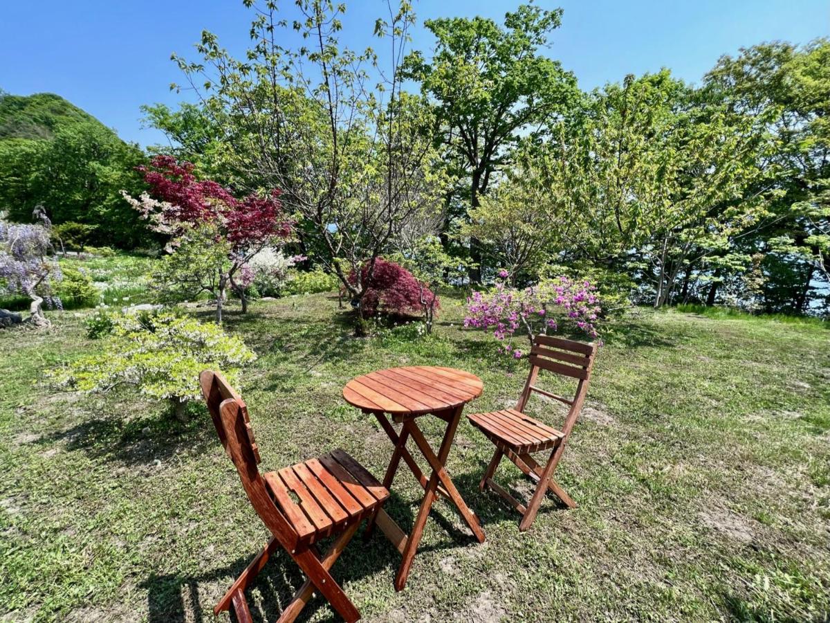 Yellow House By Lake Toya Toyako Extérieur photo